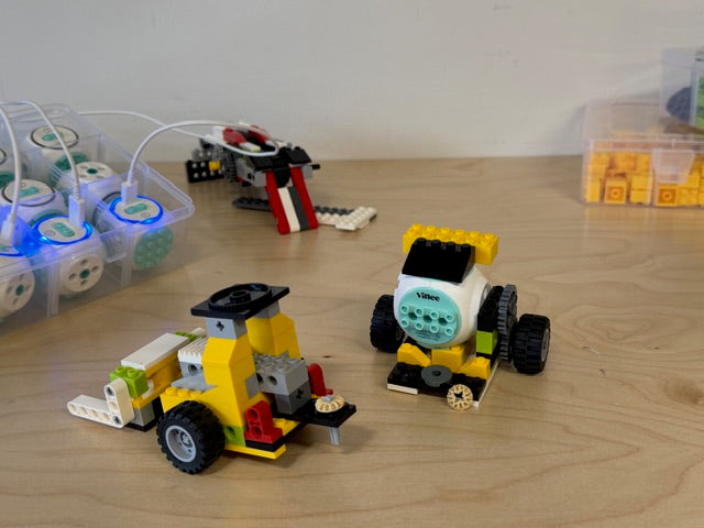A New Hope for Kids Learning: Robotics & STEM Education with ViNee